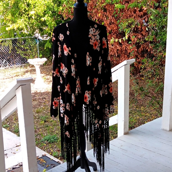 torrid Tops - Torrid floral boho fringe kimono cardigan